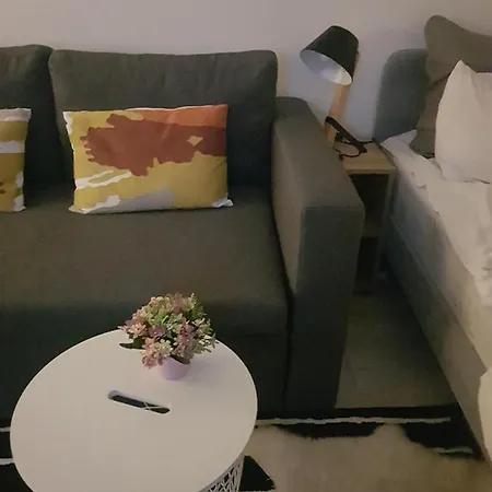 Lucky-milmari Aparthotel